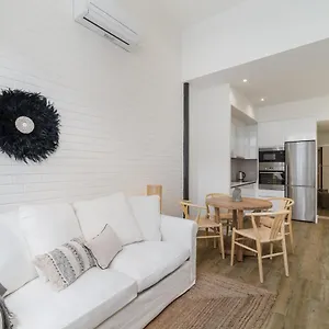 Casa Boma - Design With Private Vegetal Terrace - Lapa Vii Lisbona